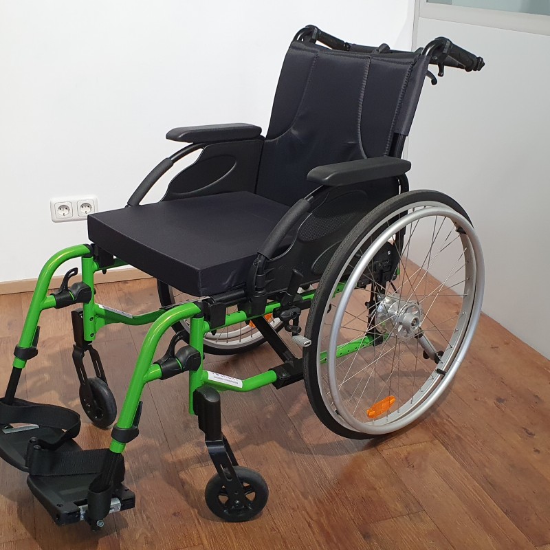 Adaptiv Rollstuhl Action3 Fahrposition